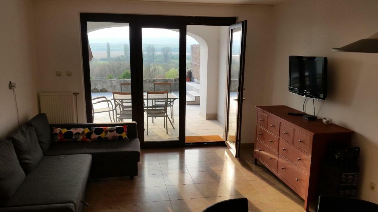 Classy Panorama Apartman ตีฮานี ภายนอก รูปภาพ